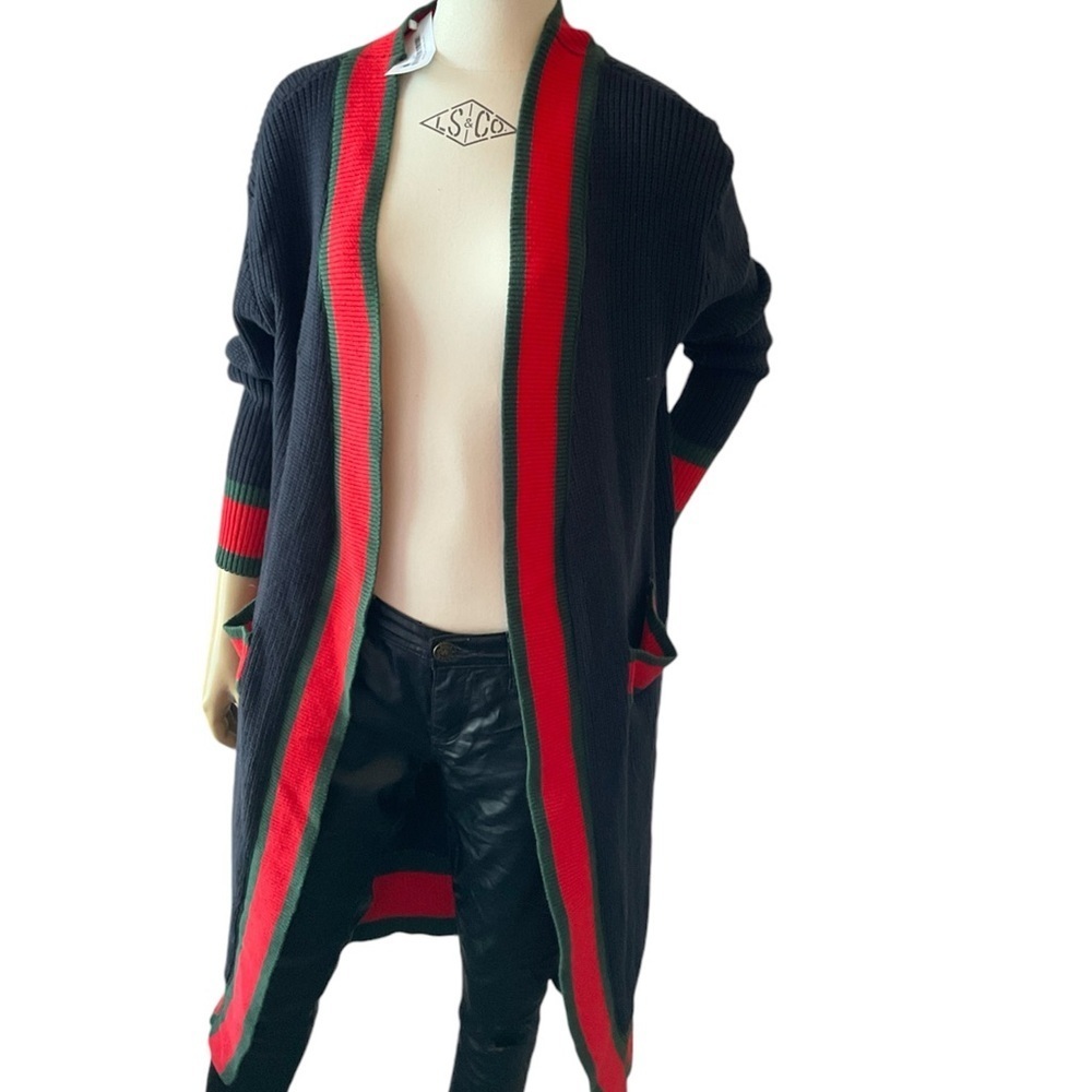 NWT. Central Park West. New York long  Cardigan/Duster.SzM lightweight but warm.